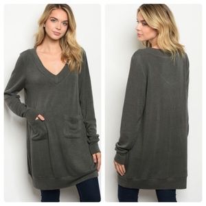 Long gray V-neck tunic top with pockets